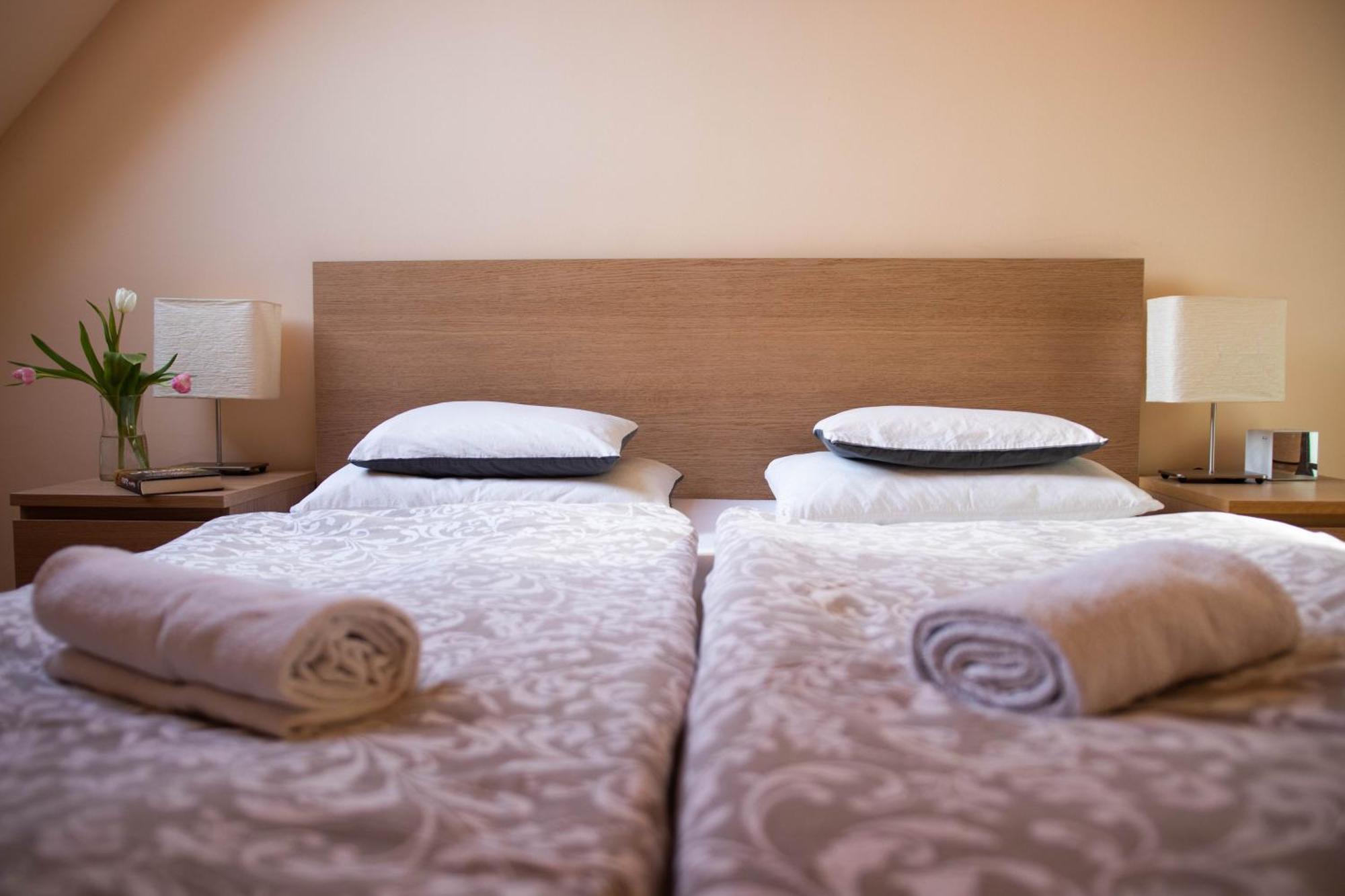 Апартаменти Gardonyi Apartman Еґер Екстер'єр фото